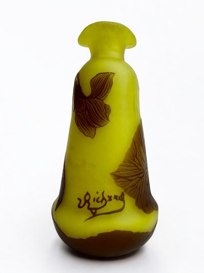 Richard - Vase mit Blumendekor