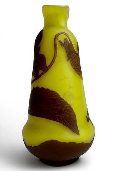 Richard - Vase mit Blumendekor