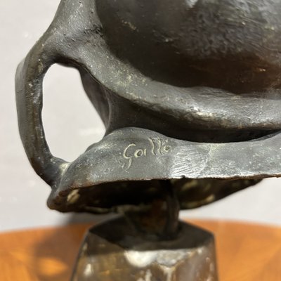 Sculpture ancienne en bronze signée Gatto