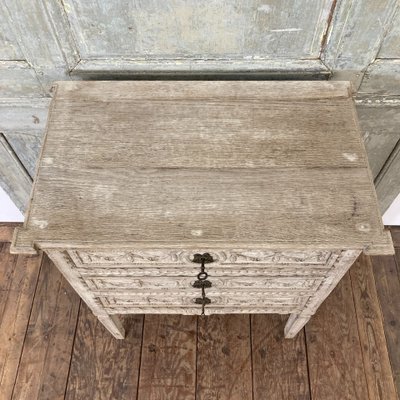Petite commode Louis XVI 