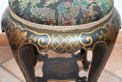 Paire de tabourets anciens Napoléon III en bois noirci. France 19ème siècle.