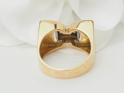 Bague Tank en or jaune et diamants