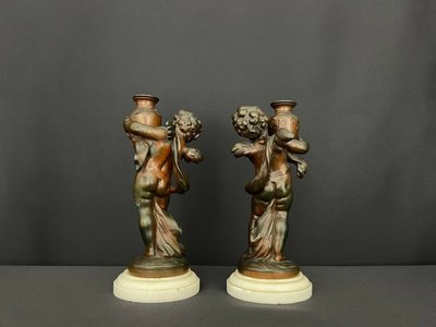 Pair of patinated bronze figures - Winged putti with amphorae, signed Aug. Moreau, circa 1900