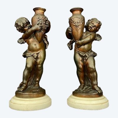 Pair of patinated bronze figures - Winged putti with amphorae, signed Aug. Moreau, circa 1900