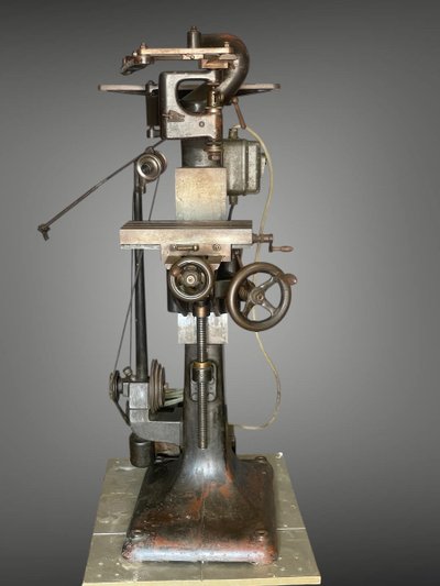Macchina industriale a pantografo Friedrich Decker Circa 1925