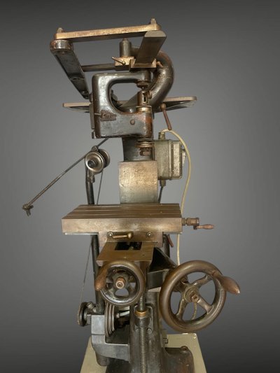 Macchina industriale a pantografo Friedrich Decker Circa 1925