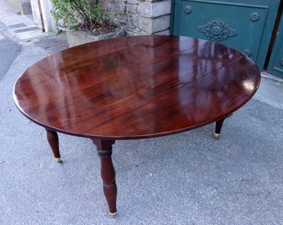 Importante table de banquet Empire en acajou, 6 mètres
