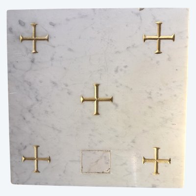 Marble altar stone and relic