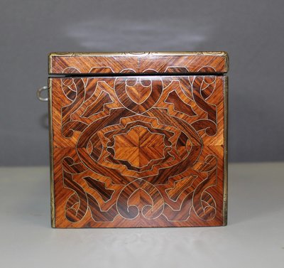 Tea box by Tahan in marquetry XIX