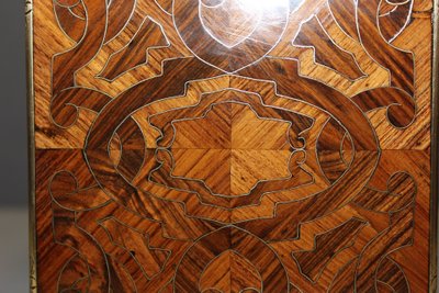 Tea box by Tahan in marquetry XIX