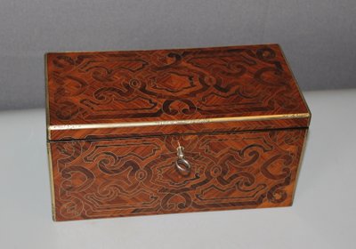 Tea box by Tahan in marquetry XIX