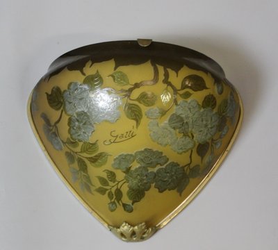 Pair of Gallé Tip sconces decorated with flowers and leaves