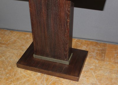 Guéridon Art déco en chêne et bronze nickelé vers 1930