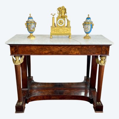 CONSOLE DI EPOCA IMPERO IMPIALLACCIATA IN MOGANO E BRONZO DORATO CON PIANO IN MARMO