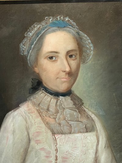 PASTEL SPÄTES XVIII. UNTER GLAS / FRANZÖSISCHE SCHULE /PORTRAIT EINER FRAU GUT GESTALTET
