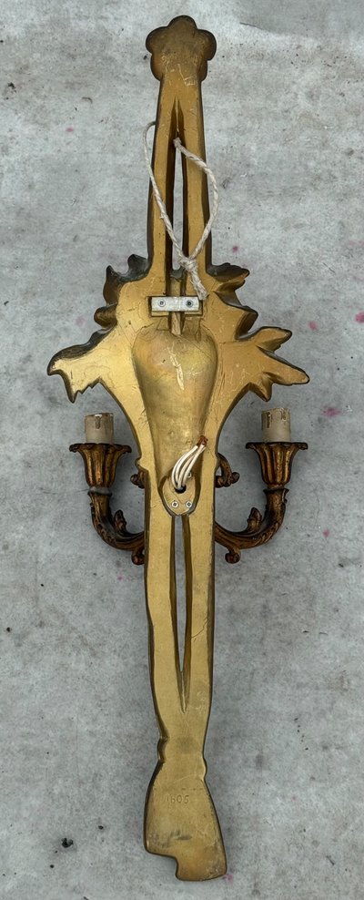 5 appliques