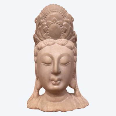 Capo di Buddha cinese Guanyin in marmo