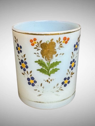 Jean-Baptiste Desvignes, Becher Aus Opalinum Mit Blumendekor