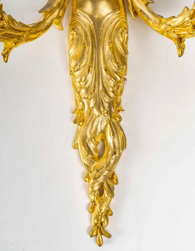 Coppia di appliques in ormolu in stile Luigi XVI Aux Termes de Femmes 1850-1870 ca.