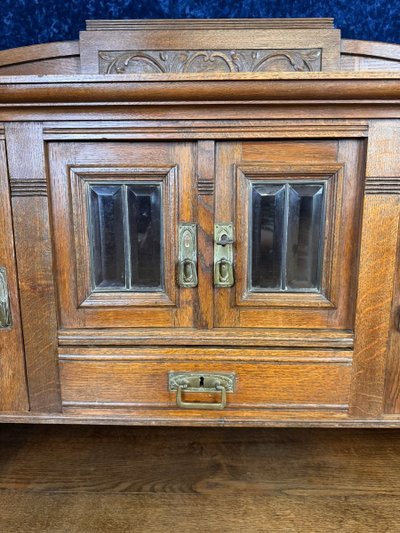 Bureau à gradin époque art nouveau en chêne sculpté vers 1900 