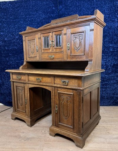 Bureau à gradin époque art nouveau en chêne sculpté vers 1900 