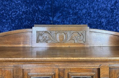 Bureau à gradin époque art nouveau en chêne sculpté vers 1900 