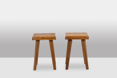 Pierre Chapo. Pair of stools in natural blond elm. Circa 1970. LS6494509P