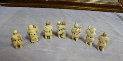 Netsuké Au Nombre De 7 , Ivory Japan
