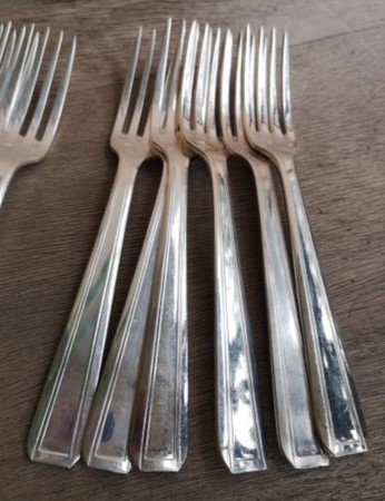 12 silver-plated dessert forks, art deco model, Felix Frères goldsmiths