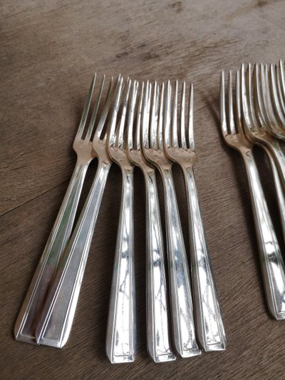12 art deco silver-plated dessert forks Felix Frères silverware
