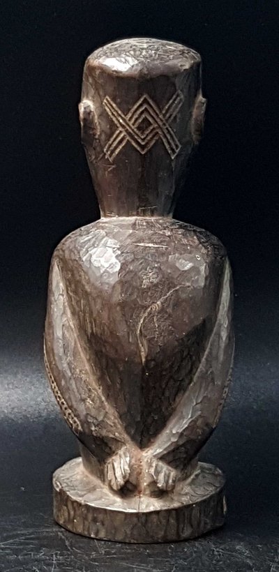 Figura di un prigioniero, popolo Kuba, D.R.C.