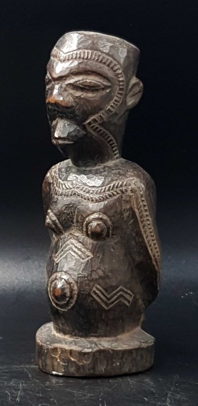 Figura di un prigioniero, popolo Kuba, D.R.C.
