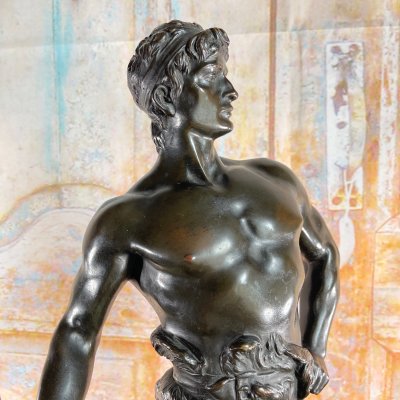 Große Bronzestatue "Die Arbeit" unterzeichnet Maurice Constant - 60 cm - Frankreich, 20. Jahrhundert