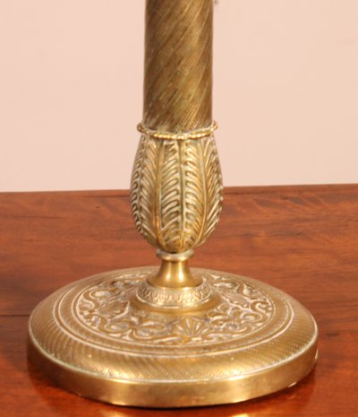 Candeliere in bronzo dorato di periodo impero inizio XIX secolo