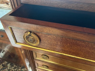Elegante scrittoio in mogano in stile Luigi XVI - Inizio XX secolo