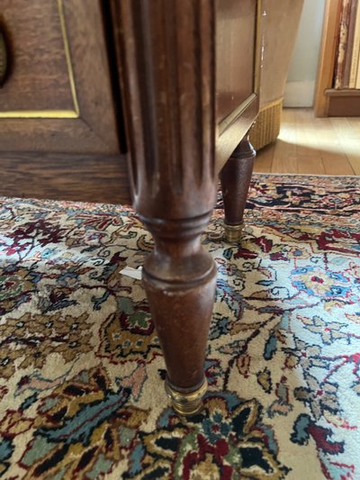 Elegante scrittoio in mogano in stile Luigi XVI - Inizio XX secolo
