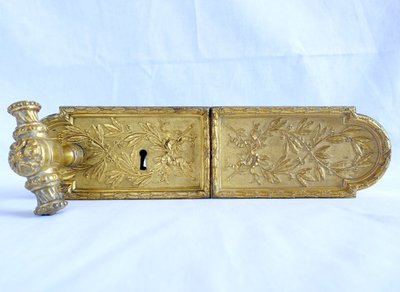 Serrure de double porte de château / hôtel particulier en bronze doré, style Louis XVI