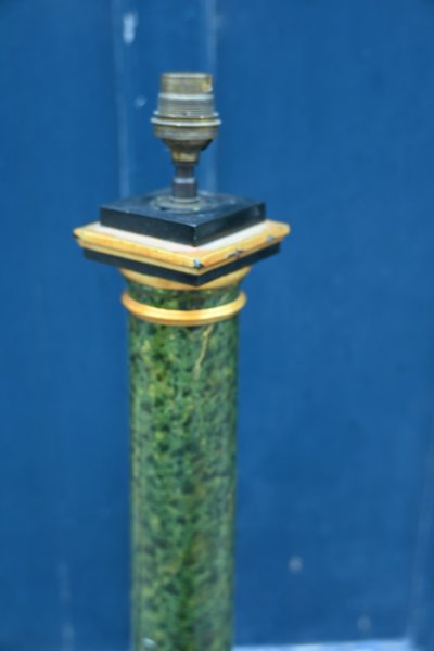 pied de lampe en fonte peinte du XIX