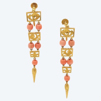 Orecchini pendenti lunghi in corallo e oro 18 ct, orecchini antichi, 1830 ca.