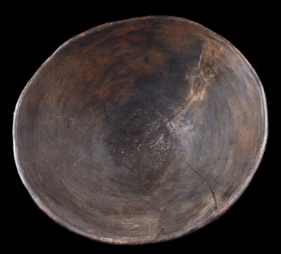 Terracotta bowl, oceanic art, tribal art, primitive art, Papua New Guinea, Oceania