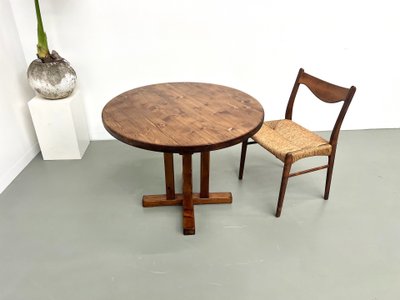 Occasional" round pine table Les Arcs