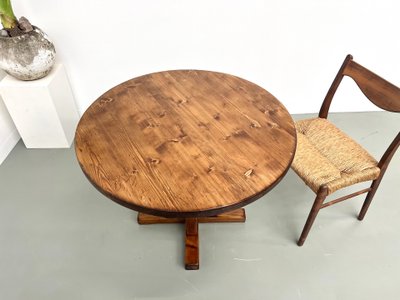 Occasional" round pine table Les Arcs