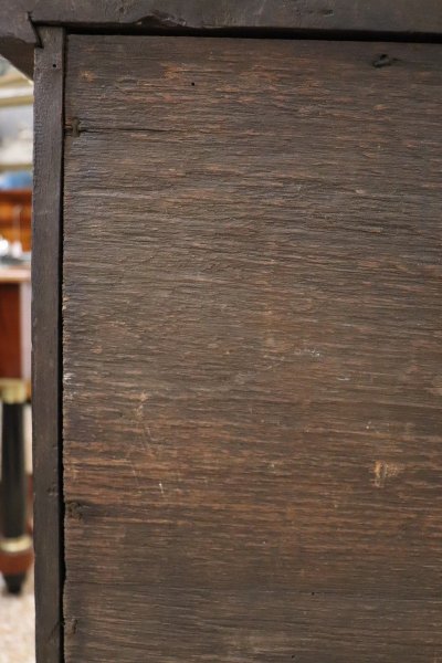 Commode Italienne 17ème Siècle En Noyer