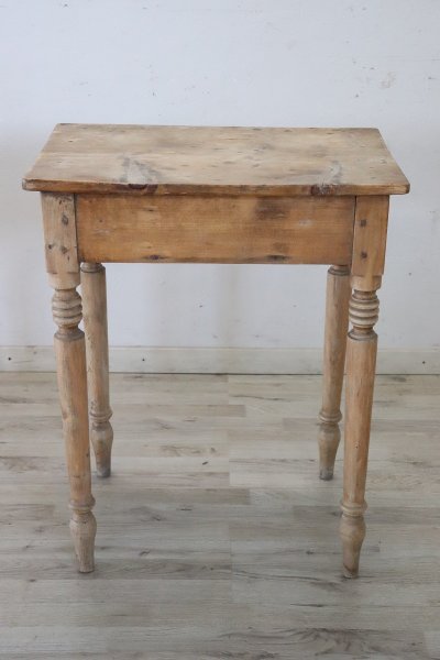 Table d'Appoint Couleur Naturelle En Bois De Sapin Rustique, 19ème Siècle