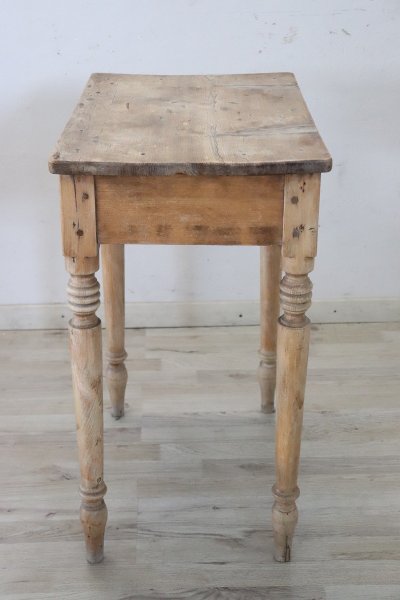 Table d'Appoint Couleur Naturelle En Bois De Sapin Rustique, 19ème Siècle