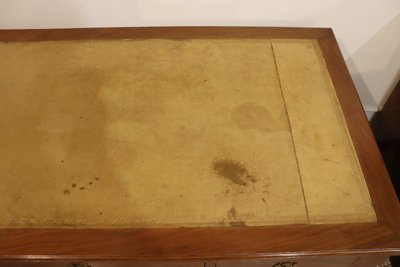 18th Century Desk In Walnut