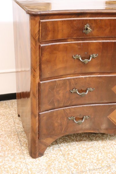 commode italienne en Noyer, 18ème Siècle