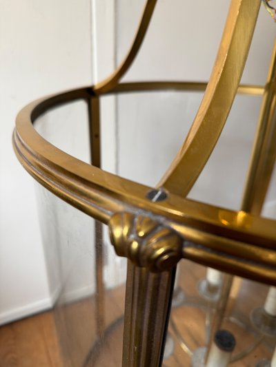 Grande lanterna in bronzo e ottone dorato in stile Luigi XVI