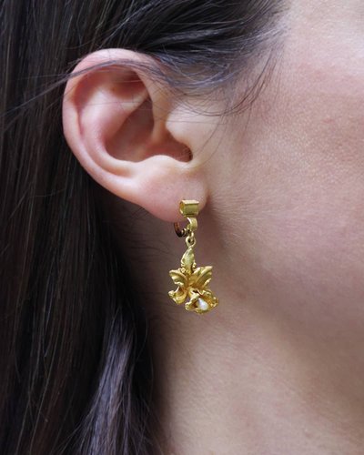 Orchid earrings vintage 18k gold pearls flowers pendants, vintage earrings, dangle earrings 