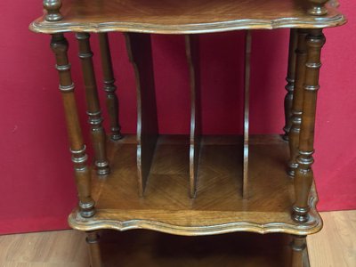 Scaffale per la musica